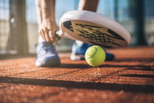 4 Lesiones Comunes en Deportes de Raqueta y Cómo Evitarlas